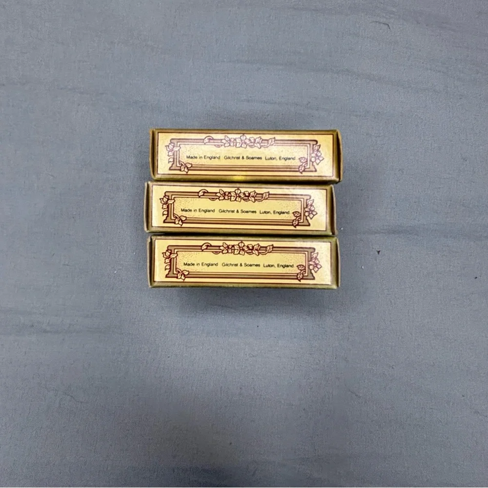 Gilcrest And Soames Soap Chamomile English Herb‎ Soap .88 Oz